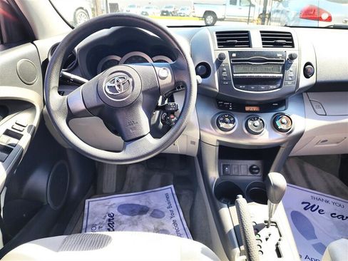 Used 2011 Toyota RAV4 2WD w/ Base L4 Extra Value Pkg image 19