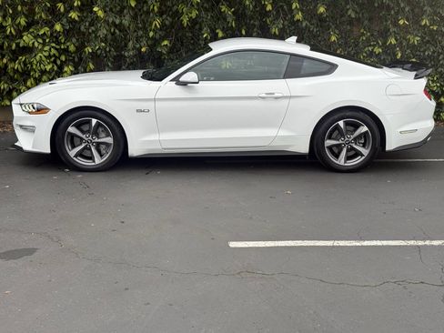 Used 2021 Ford Mustang GT image 6