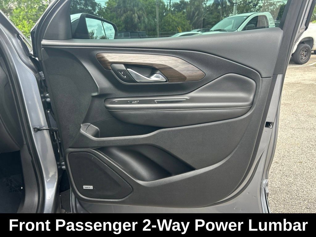 Used 2018 GMC Terrain Denali w/ Advanced Safety Package FWD image 26