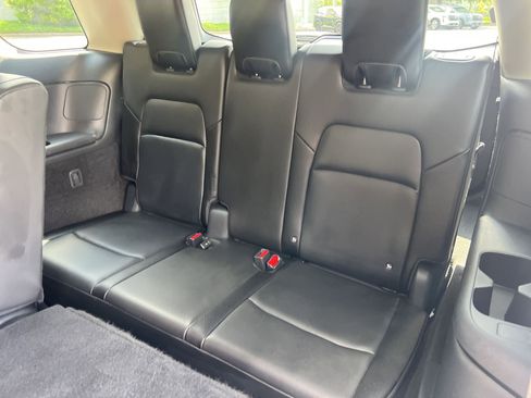 Certified 2025 Nissan Pathfinder SL AWD/4WD image 19