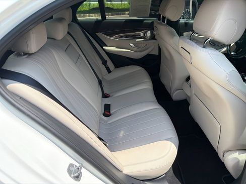 Used 2018 Mercedes-Benz E 300 image 15