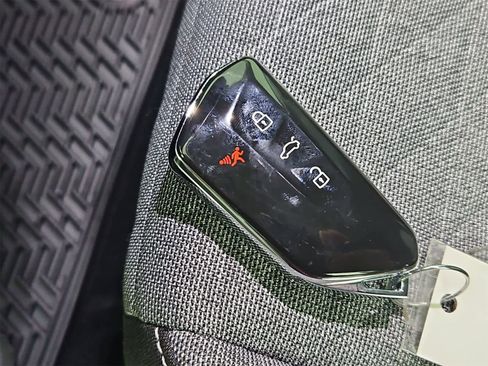 New 2026 Volkswagen Tiguan S image 35