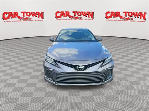 Used 2024 Toyota Camry LE image 3