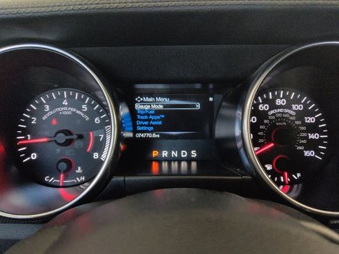 Used 2018 Ford Mustang Convertible w/ Equipment Group 101A RWD image 23