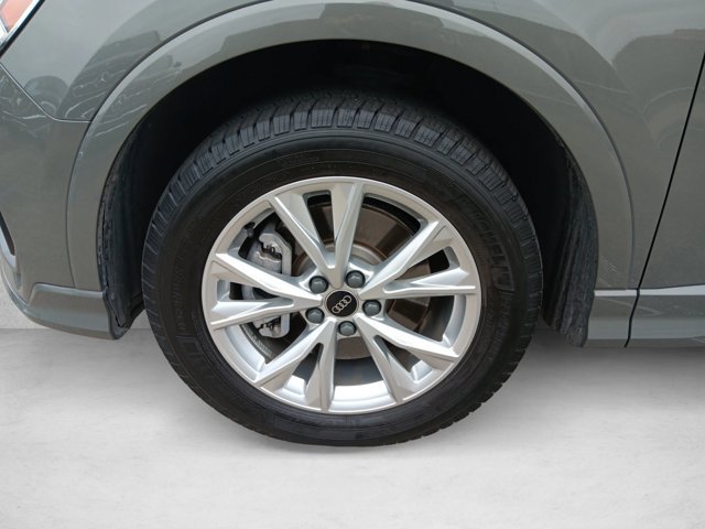 Used 2024 Audi Q3 2.0T Premium Plus w/ Premium Plus Package AWD/4WD image 22