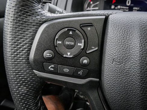 Used 2023 Honda Passport EX-L image 19