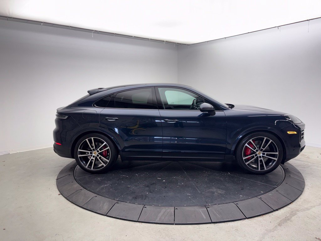 Certified 2024 Porsche Cayenne S AWD/4WD image 8