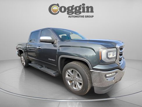 Used 2018 GMC Sierra 1500 SLT w/ Enhanced Driver Alert Package image 6