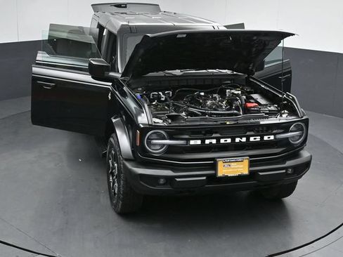 Certified 2025 Ford Bronco Outer Banks AWD/4WD image 54