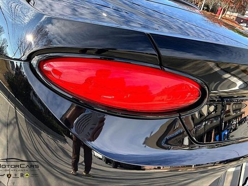 Used 2023 Bentley Continental GT V8 image 28