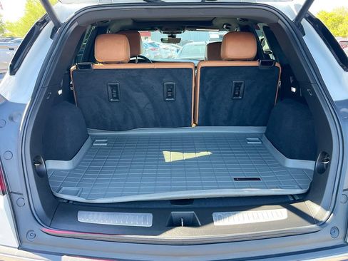 Used 2024 Cadillac XT5 Premium Luxury w/ Technology Package FWD image 28