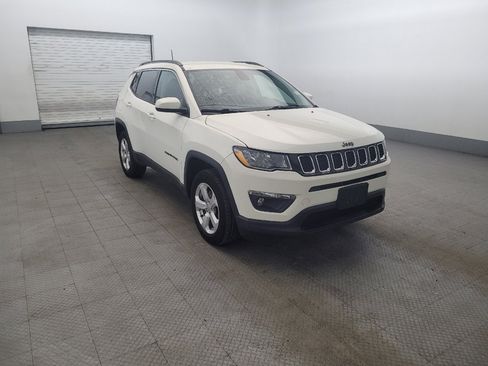 Used 2020 Jeep Compass Latitude AWD/4WD image 13