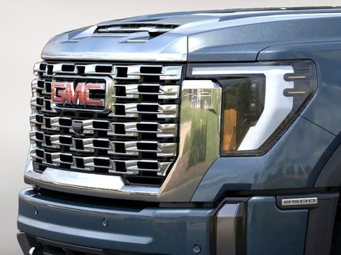 New 2026 GMC Sierra 2500 Denali image 13