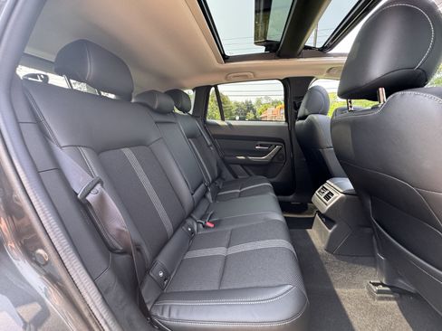 Certified 2025 MAZDA CX-50 AWD 2.5 S w/ Premium Package image 17