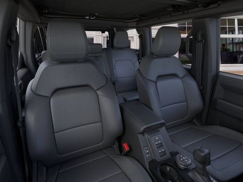 New 2026 Ford Bronco Outer Banks w/ Sasquatch Package AWD/4WD image 10