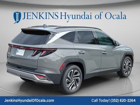 New 2026 Hyundai Tucson Limited FWD image 3