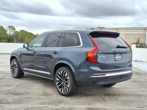 New 2026 Volvo XC90 T8 Core w/ Protection Package Premier image 5