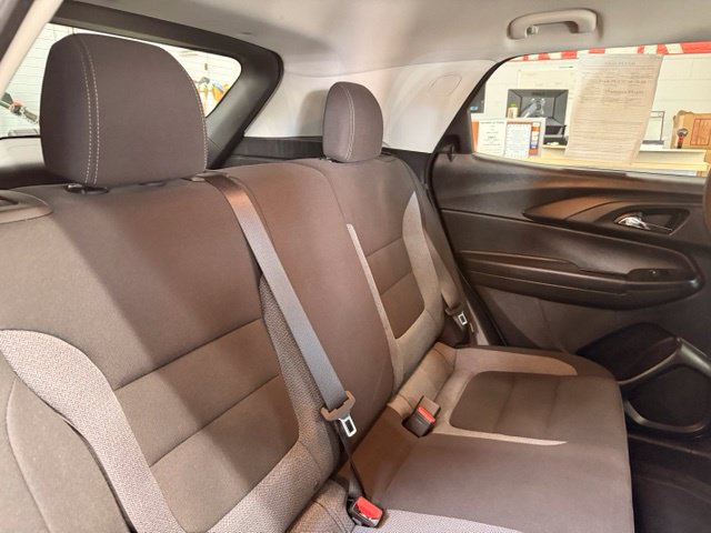 Used 2024 Chevrolet TrailBlazer LS w/ LS Convenience Package FWD image 24