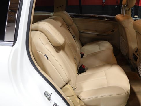 Used 2012 Mercedes-Benz GL 450 4MATIC w/ Premium 2 Pkg image 50