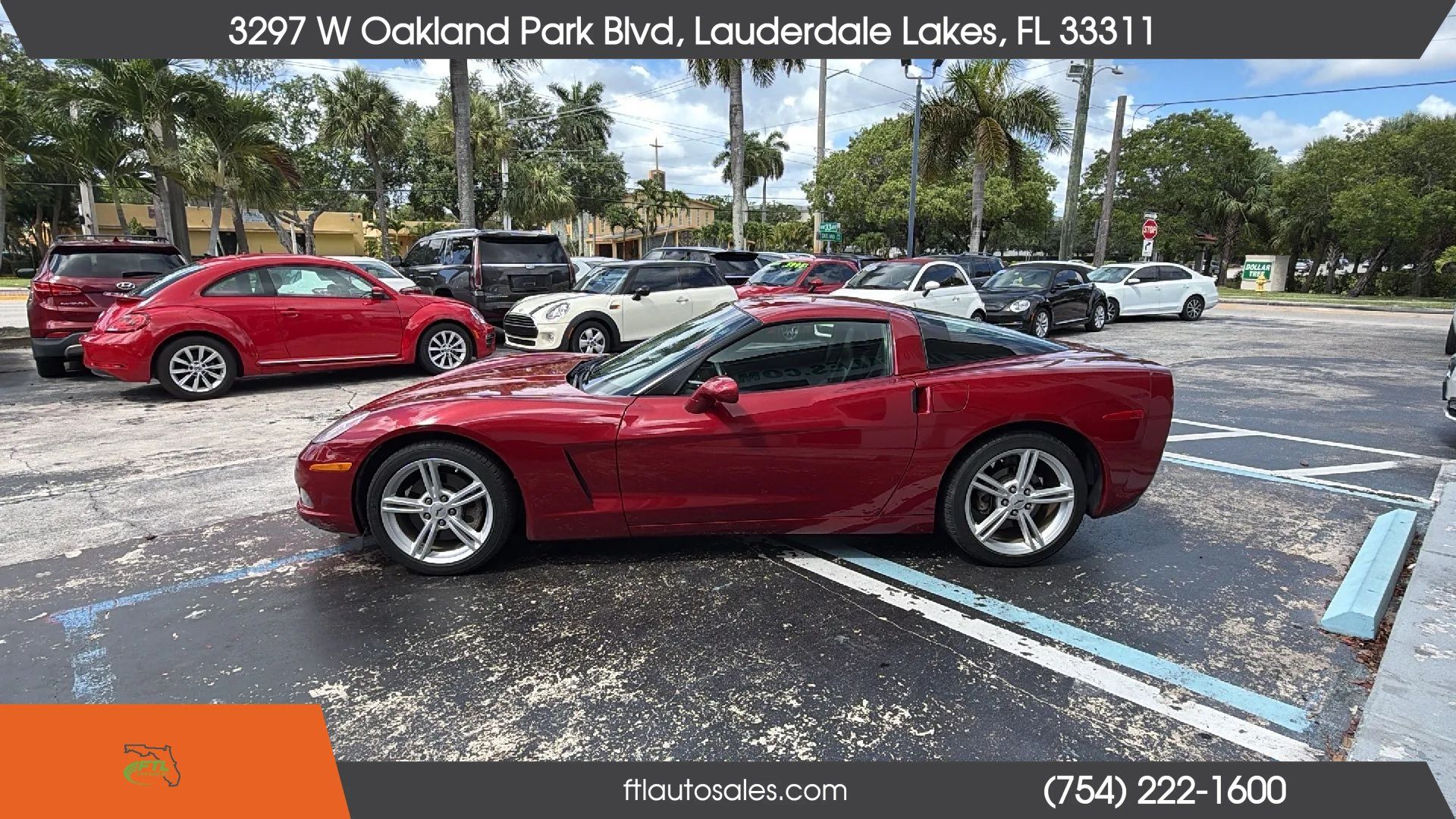 Used 2010 Chevrolet Corvette Coupe w/ 1LT RWD image 6