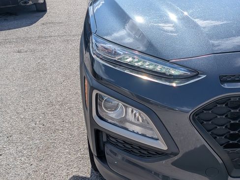 Used 2018 Hyundai Kona SEL w/ SEL Tech Package 02 FWD image 9