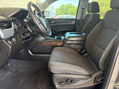 Used 2019 Chevrolet Tahoe LS RWD image 14
