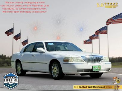 Used 2009 Lincoln Town Car Signature Limited