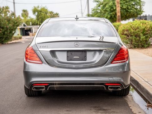Used 2016 Mercedes-Benz S 550 Sedan image 4