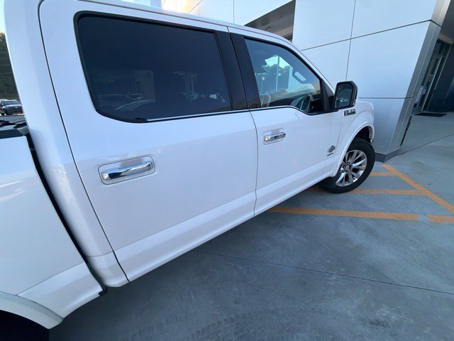 Used 2015 Ford F150 King Ranch w/ Equipment Group 601A Luxury AWD/4WD image 24