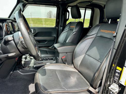 Used 2022 Jeep Gladiator Mojave w/ LED Lighting Group image 12