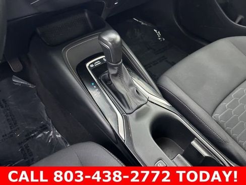 Used 2025 Toyota Corolla SE image 25