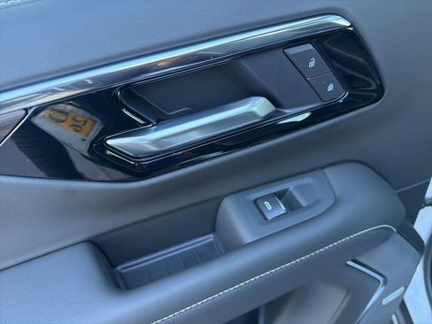 New 2026 Chevrolet Suburban Premier w/ Sun And Tow Package image 42