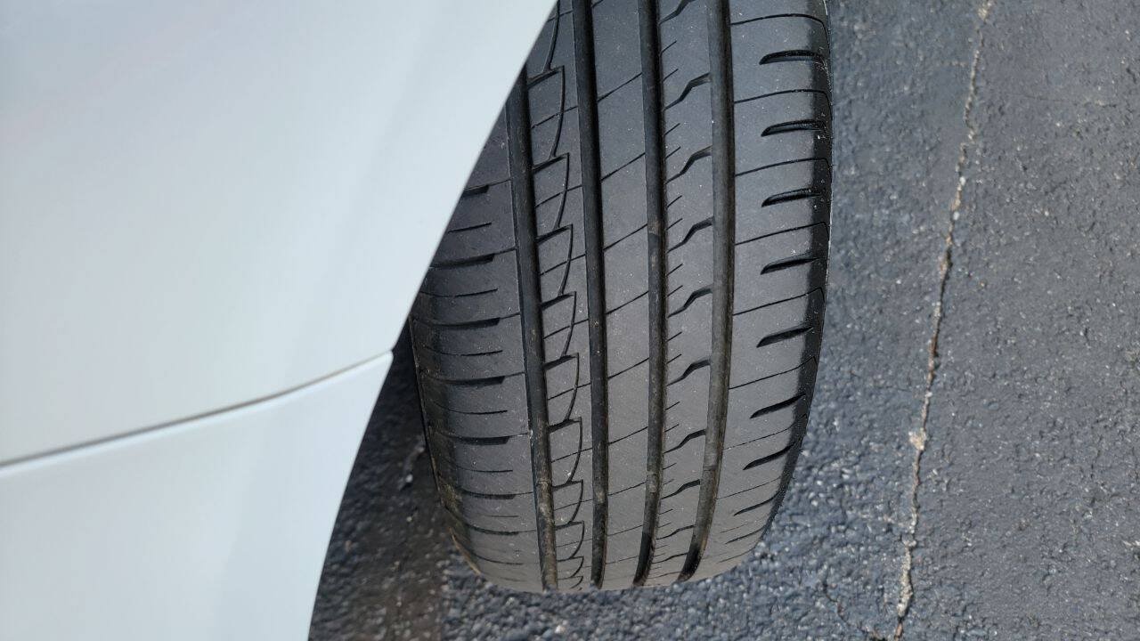 Used 2014 MAZDA MAZDA2 Sport FWD image 13
