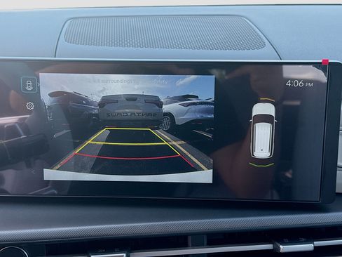 New 2026 Hyundai Santa Fe SE FWD image 11