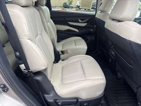 Used 2019 Subaru Ascent Limited AWD/4WD image 17