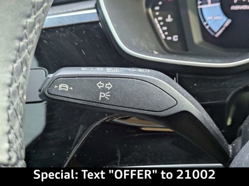 Certified 2023 Audi Q3 2.0T Premium w/ Convenience Package AWD/4WD image 28