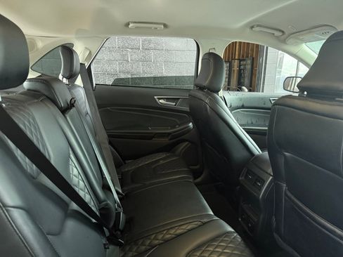 Used 2024 Ford Edge Titanium image 15