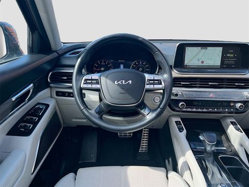 Used 2022 Kia Telluride SX image 24