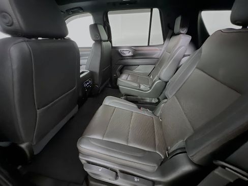 Used 2021 Chevrolet Tahoe High Country w/ Premium Package image 30