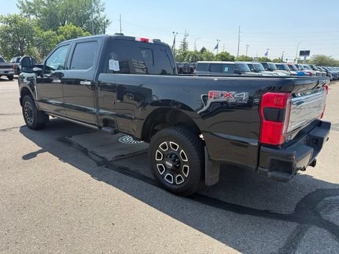 Used 2024 Ford F250 Platinum w/ FX4 Off-Road Package AWD/4WD image 8