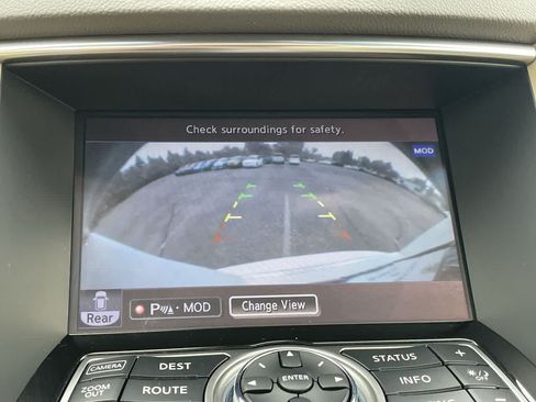 Used 2015 INFINITI QX70 AWD w/ Premium Package image 34