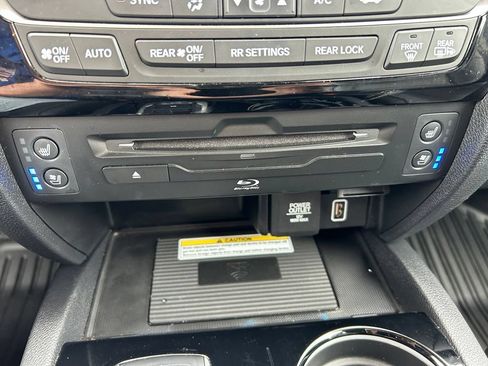 Used 2020 Honda Pilot Elite image 35