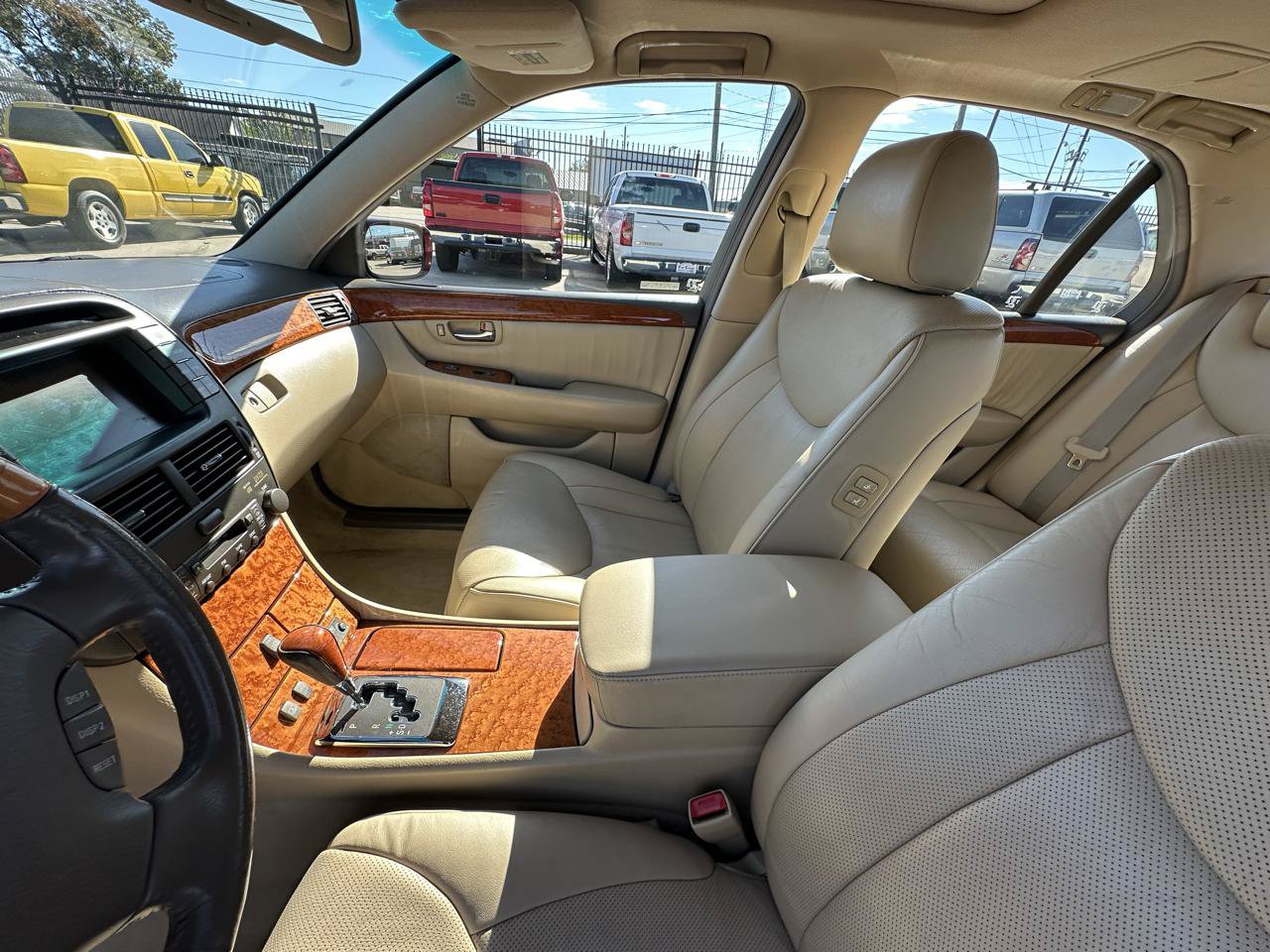Used 2006 Lexus LS 430 w/ Modern Luxury Pkg RWD image 54