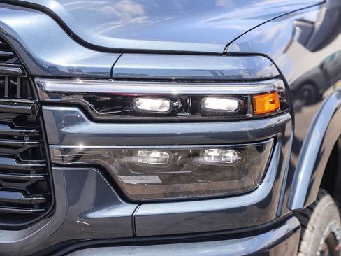 New 2026 RAM 2500 Limited AWD/4WD image 7