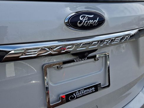 Used 2017 Ford Explorer Limited w/ Equipment Group 303A image 31