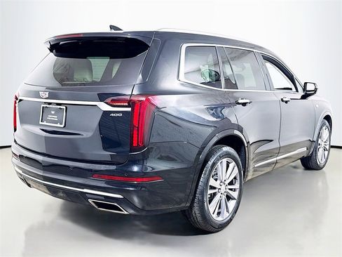 Certified 2024 Cadillac XT6 Premium Luxury image 4