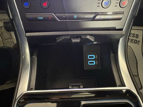 Used 2019 Ford Edge Titanium w/ Equipment Group 301A image 27