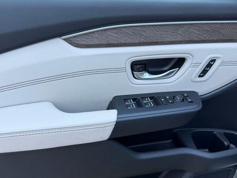 New 2026 Honda Pilot Elite image 11