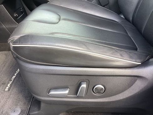 Used 2023 Hyundai Palisade SEL w/ Cargo Package AWD/4WD image 18