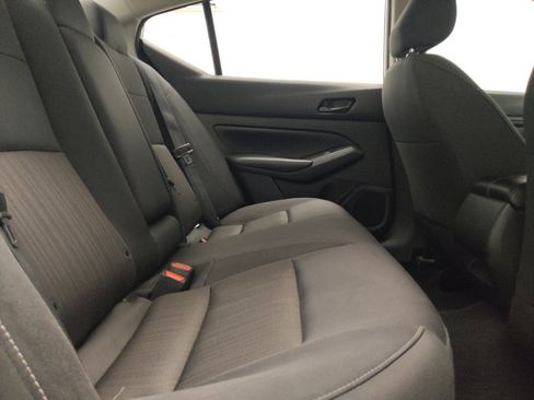 Used 2024 Nissan Altima 2.5 S FWD image 19